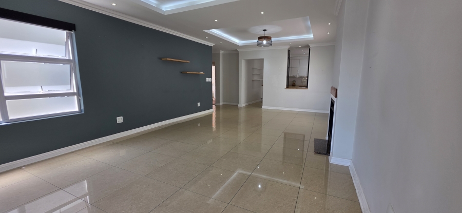 2 Bedroom Property for Sale in Greenstone Hill Gauteng