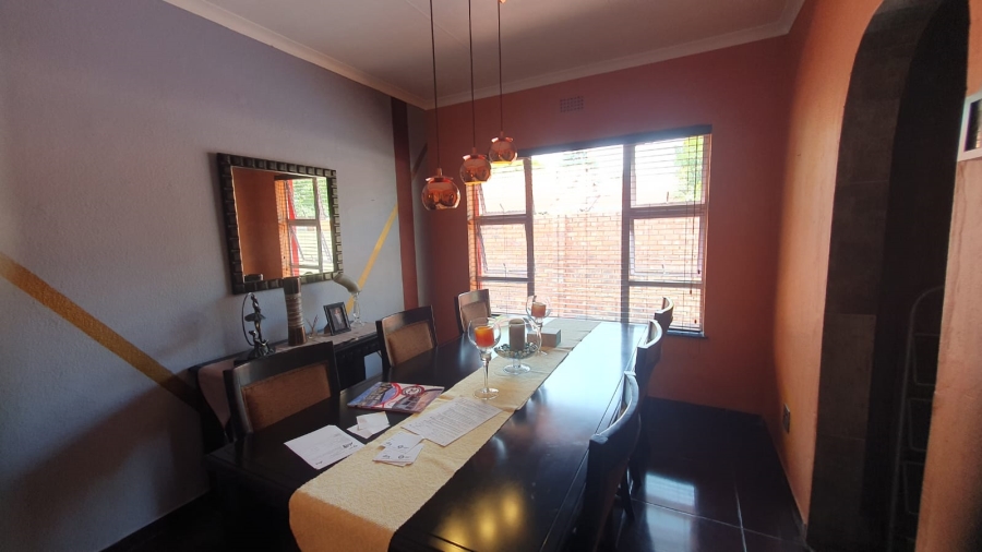4 Bedroom Property for Sale in Brackendowns Gauteng