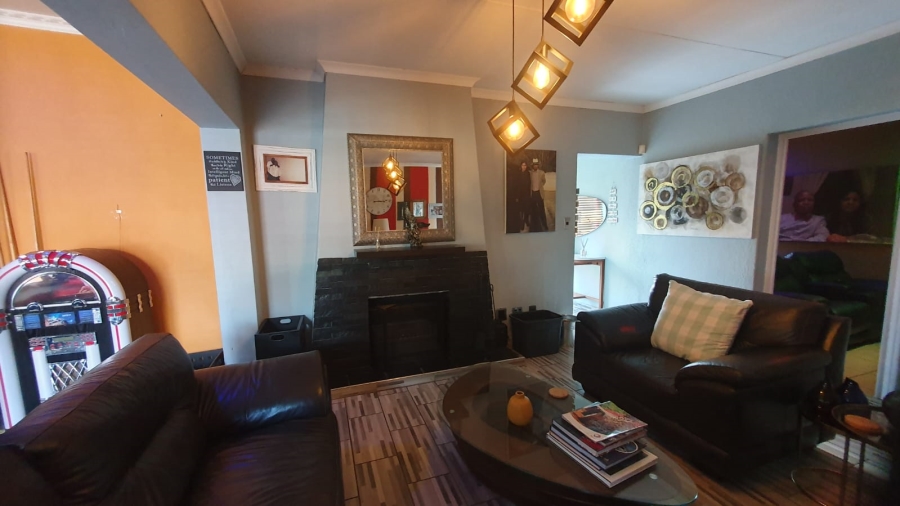 4 Bedroom Property for Sale in Brackendowns Gauteng