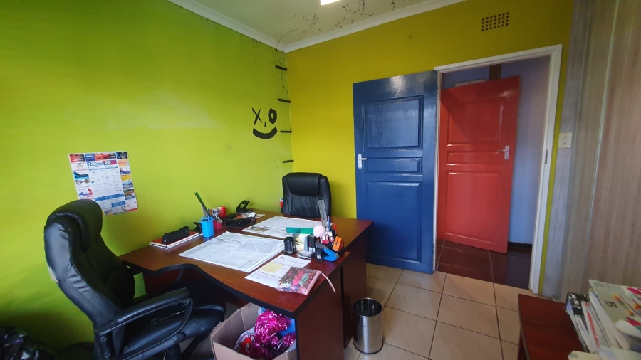 4 Bedroom Property for Sale in Brackendowns Gauteng