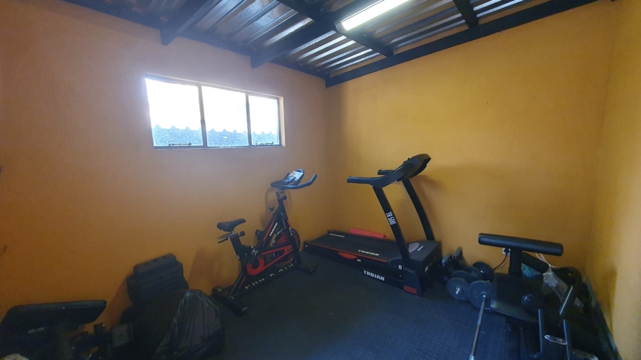 4 Bedroom Property for Sale in Brackendowns Gauteng