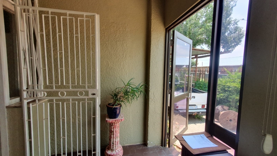 3 Bedroom Property for Sale in Kenilworth Gauteng