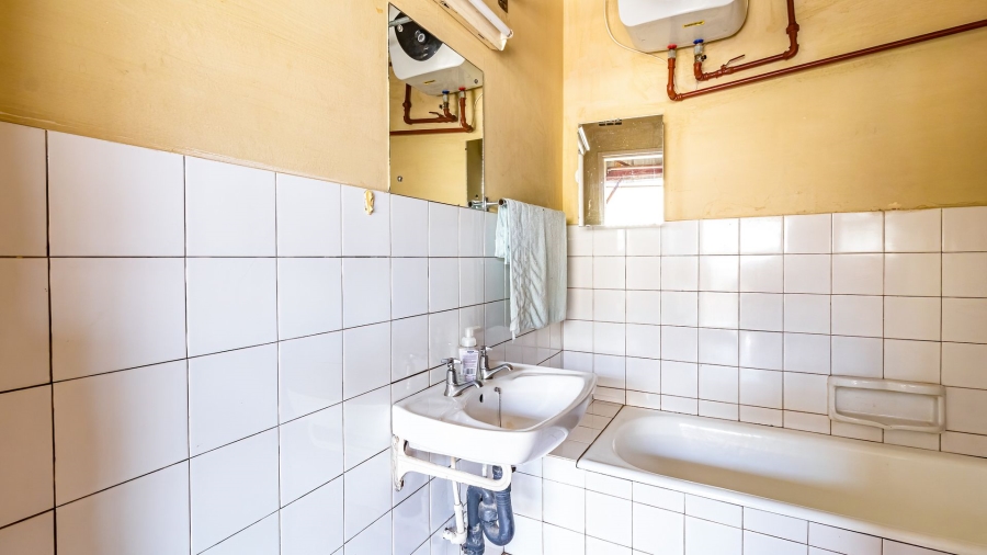 3 Bedroom Property for Sale in Kenilworth Gauteng