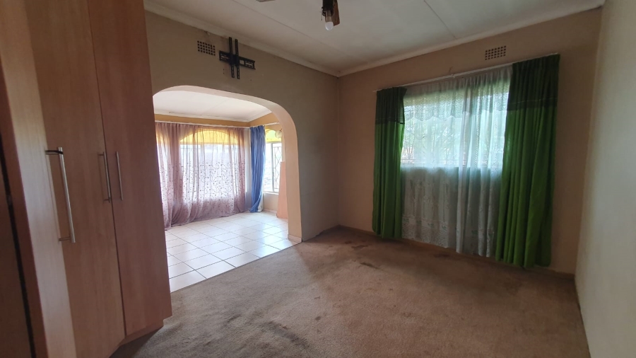 3 Bedroom Property for Sale in South Hills Gauteng