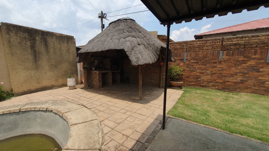 3 Bedroom Property for Sale in South Hills Gauteng