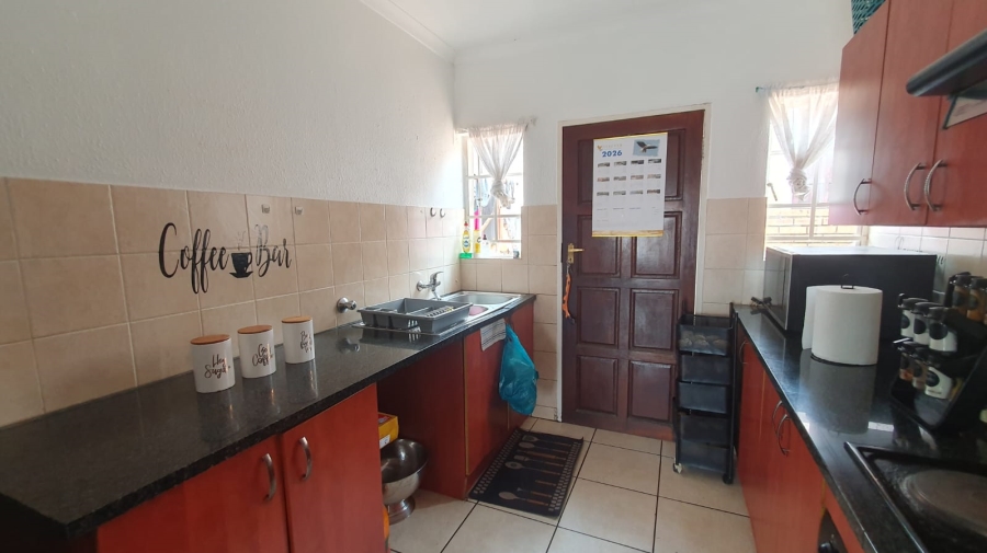 3 Bedroom Property for Sale in Roseacre Gauteng