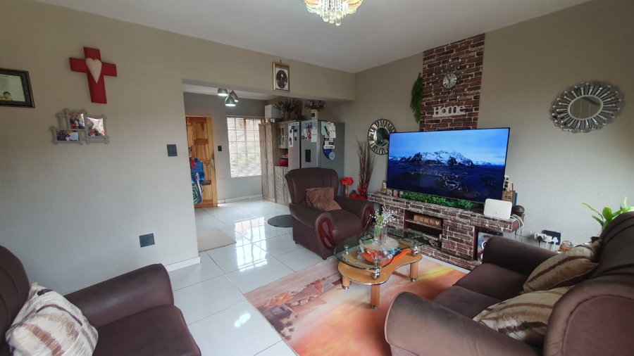 3 Bedroom Property for Sale in South Crest Gauteng