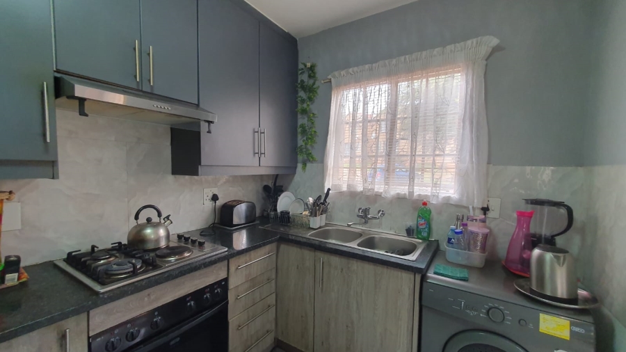 3 Bedroom Property for Sale in South Crest Gauteng