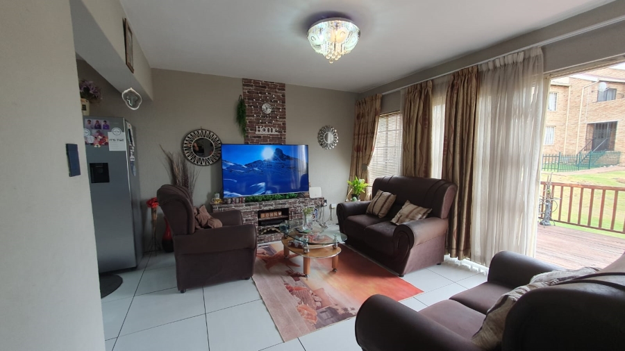 3 Bedroom Property for Sale in South Crest Gauteng