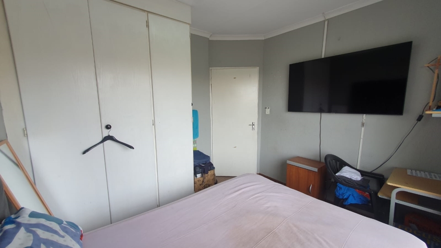 3 Bedroom Property for Sale in South Crest Gauteng