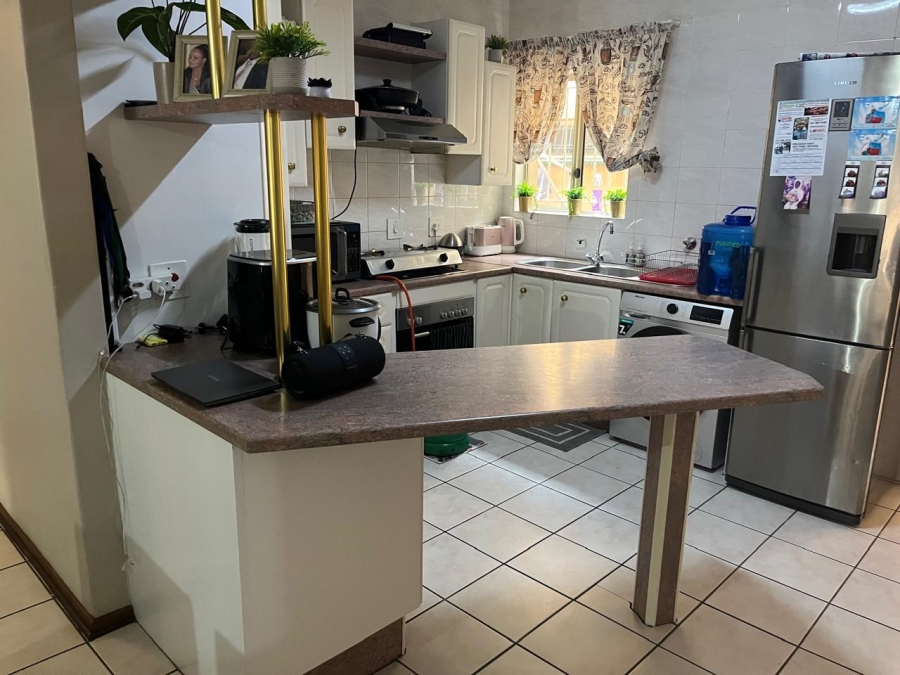 2 Bedroom Property for Sale in New Redruth Gauteng