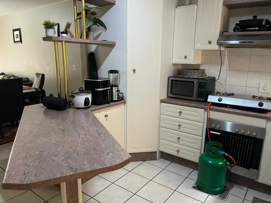 2 Bedroom Property for Sale in New Redruth Gauteng