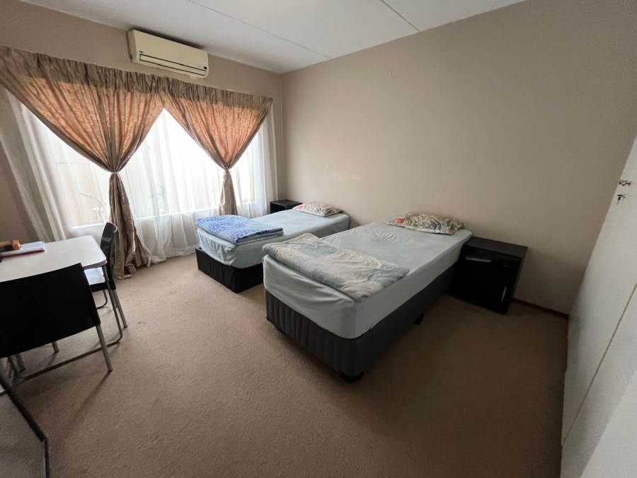 2 Bedroom Property for Sale in New Redruth Gauteng
