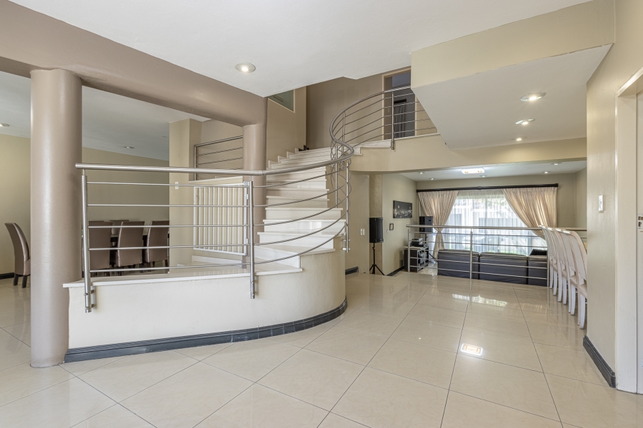 To Let 4 Bedroom Property for Rent in Dowerglen Gauteng