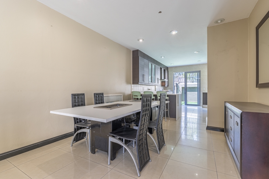 To Let 4 Bedroom Property for Rent in Dowerglen Gauteng