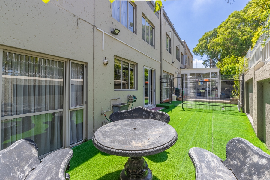 To Let 4 Bedroom Property for Rent in Dowerglen Gauteng