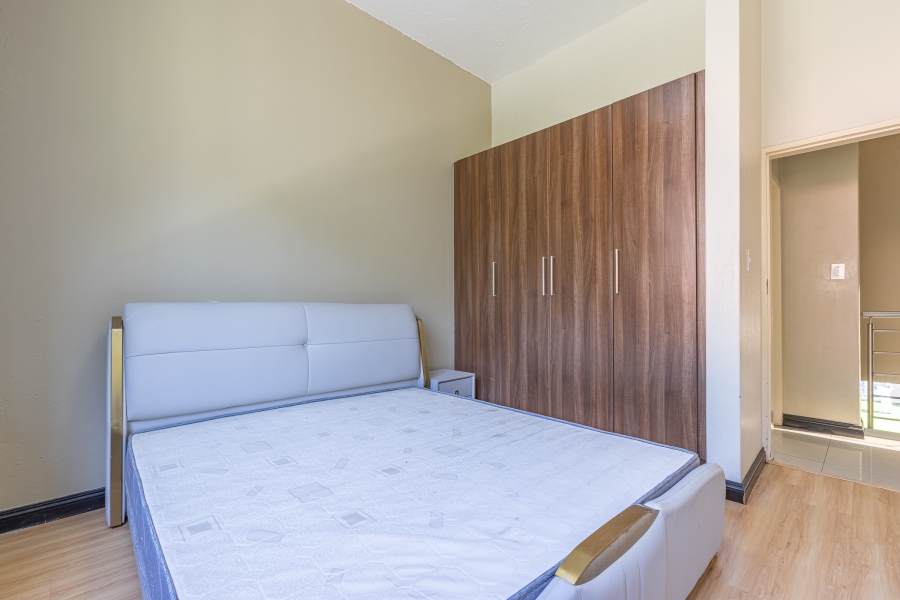 To Let 4 Bedroom Property for Rent in Dowerglen Gauteng