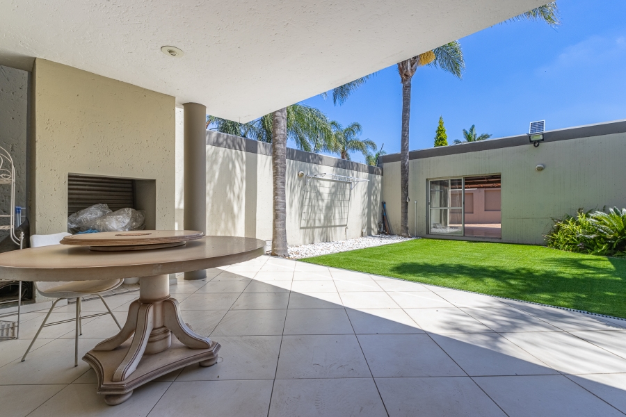 To Let 4 Bedroom Property for Rent in Dowerglen Gauteng