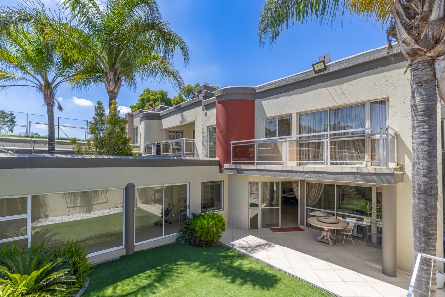 To Let 4 Bedroom Property for Rent in Dowerglen Gauteng