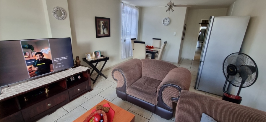 2 Bedroom Property for Sale in Wonderboom South Gauteng