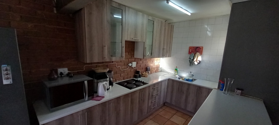 To Let 1 Bedroom Property for Rent in Witpoortjie Gauteng
