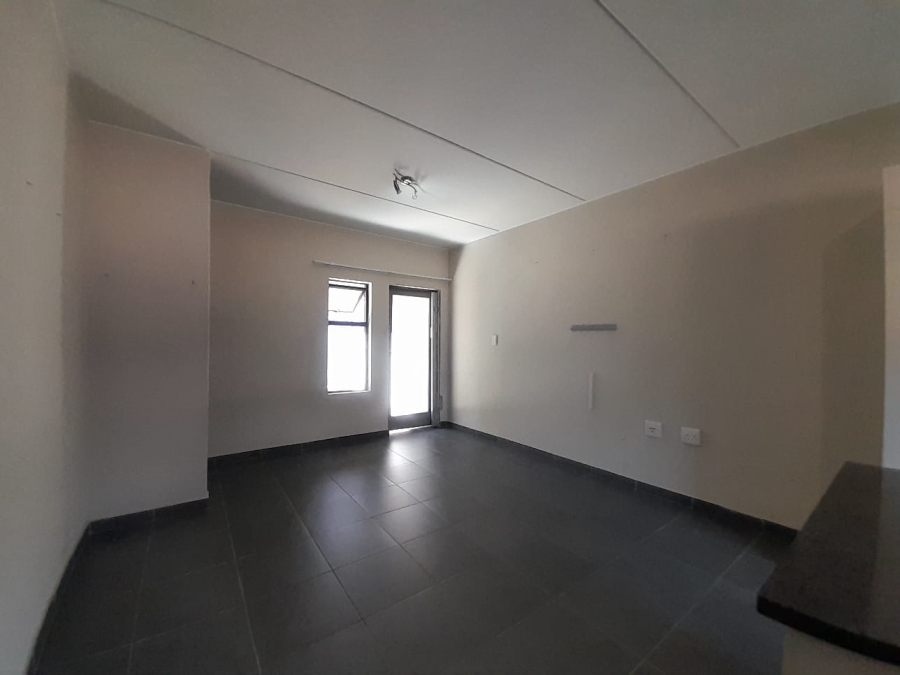 To Let 2 Bedroom Property for Rent in Honeydew Gauteng