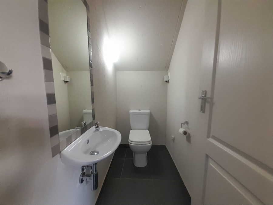 To Let 2 Bedroom Property for Rent in Honeydew Gauteng