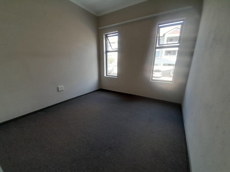 To Let 2 Bedroom Property for Rent in Honeydew Gauteng
