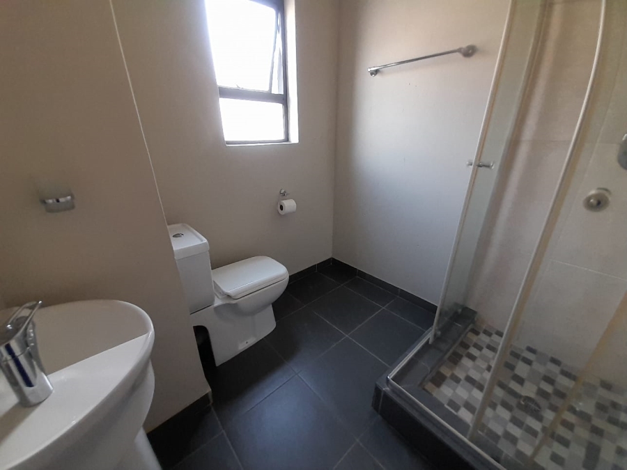 To Let 2 Bedroom Property for Rent in Honeydew Gauteng