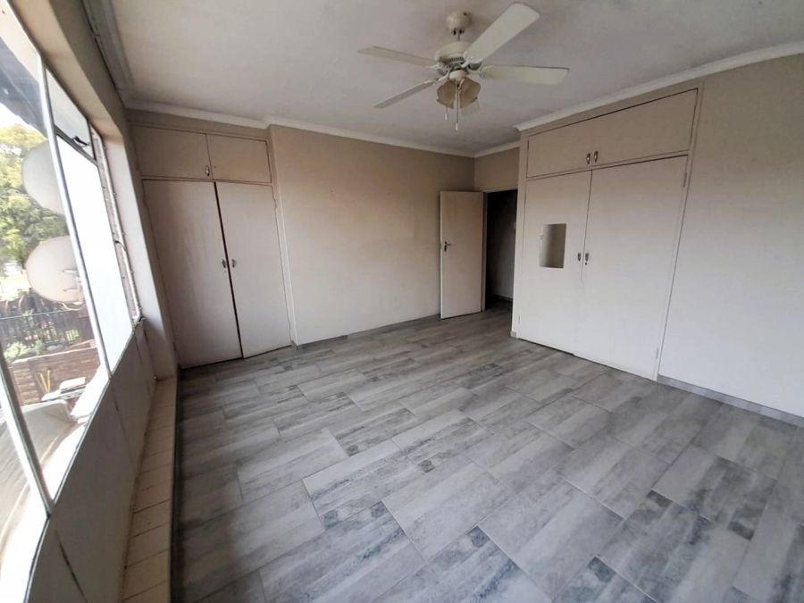 2 Bedroom Property for Sale in Roseville Gauteng
