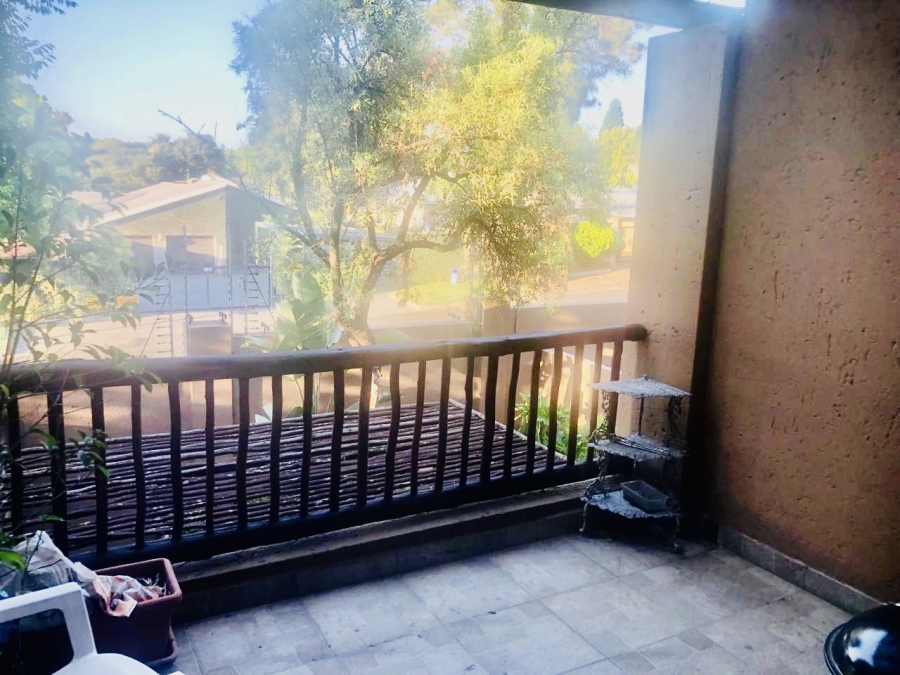 To Let 2 Bedroom Property for Rent in Sunninghill Gauteng