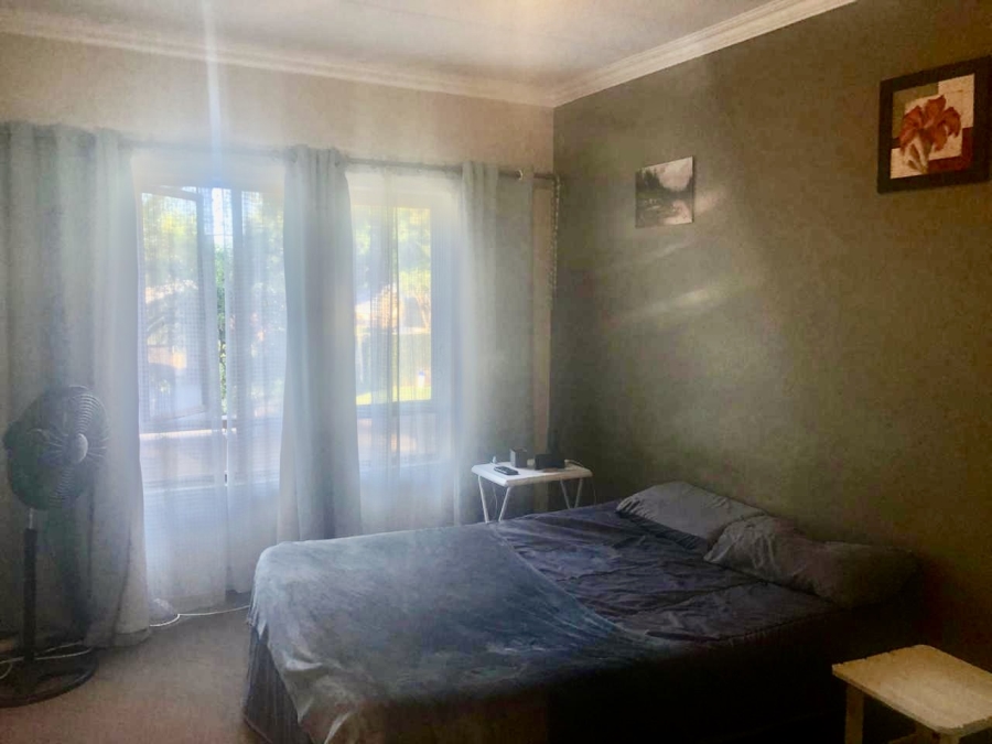 To Let 2 Bedroom Property for Rent in Sunninghill Gauteng