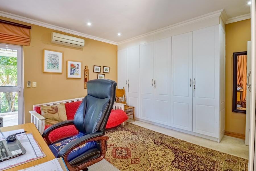 4 Bedroom Property for Sale in Silver Lakes Golf Estate Gauteng