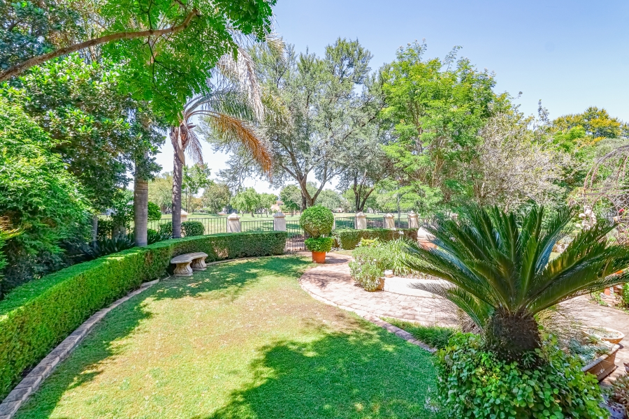 4 Bedroom Property for Sale in Silver Lakes Golf Estate Gauteng