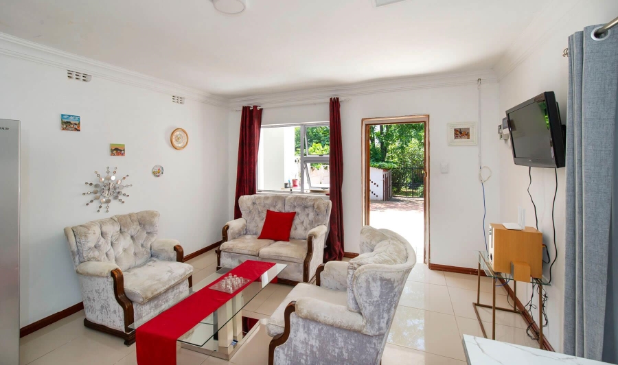 To Let 1 Bedroom Property for Rent in Observatory Gauteng