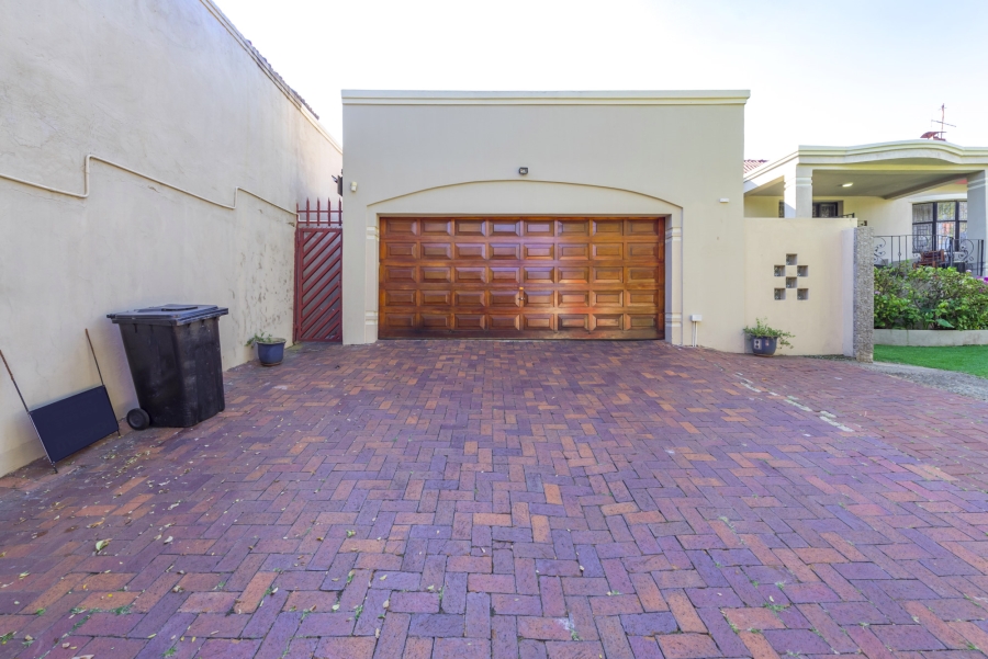 3 Bedroom Property for Sale in Observatory Gauteng