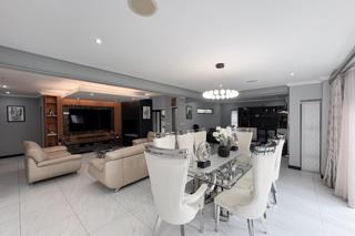 5 Bedroom Property for Sale in Greenstone Hill Gauteng