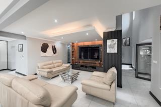 5 Bedroom Property for Sale in Greenstone Hill Gauteng