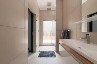 5 Bedroom Property for Sale in Greenstone Hill Gauteng