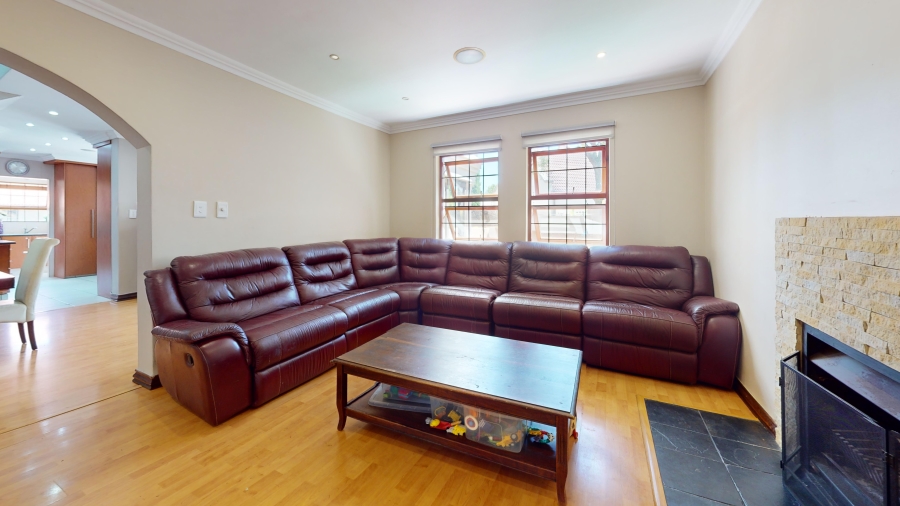 4 Bedroom Property for Sale in Rynfield Gauteng