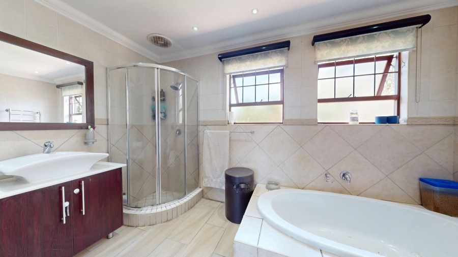 4 Bedroom Property for Sale in Rynfield Gauteng