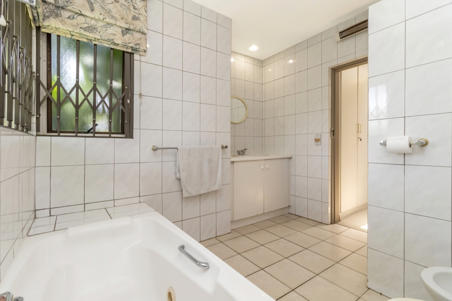 3 Bedroom Property for Sale in Magaliessig Gauteng