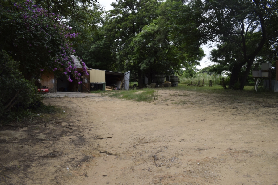 4 Bedroom Property for Sale in Inadan Gauteng