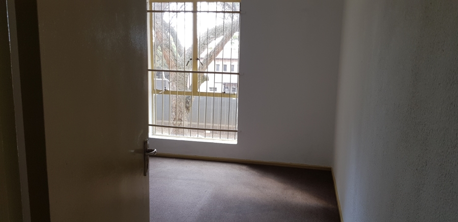 To Let 2 Bedroom Property for Rent in Florida Hills Gauteng