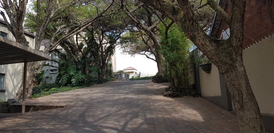 To Let 2 Bedroom Property for Rent in Florida Hills Gauteng