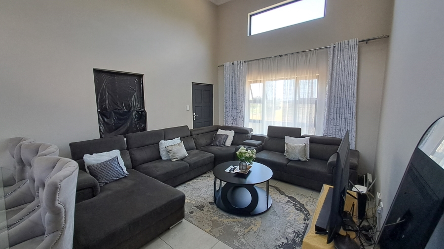 3 Bedroom Property for Sale in Rensburg Gauteng