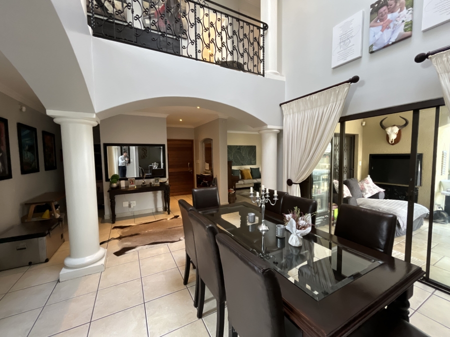 To Let 4 Bedroom Property for Rent in Bedfordview Gauteng