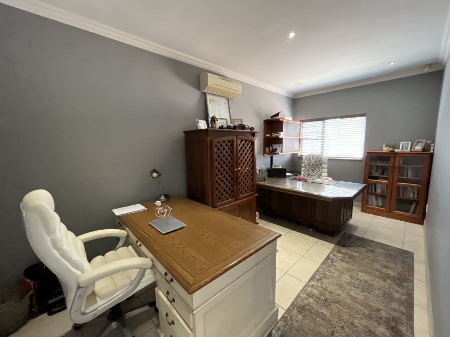 To Let 4 Bedroom Property for Rent in Bedfordview Gauteng