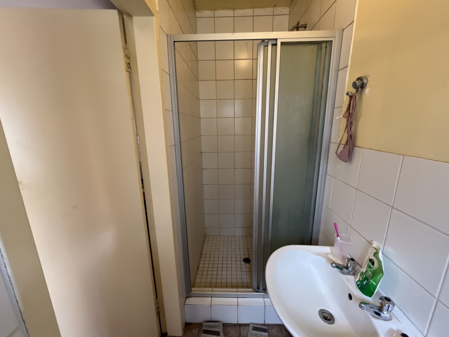 To Let 4 Bedroom Property for Rent in Bedfordview Gauteng