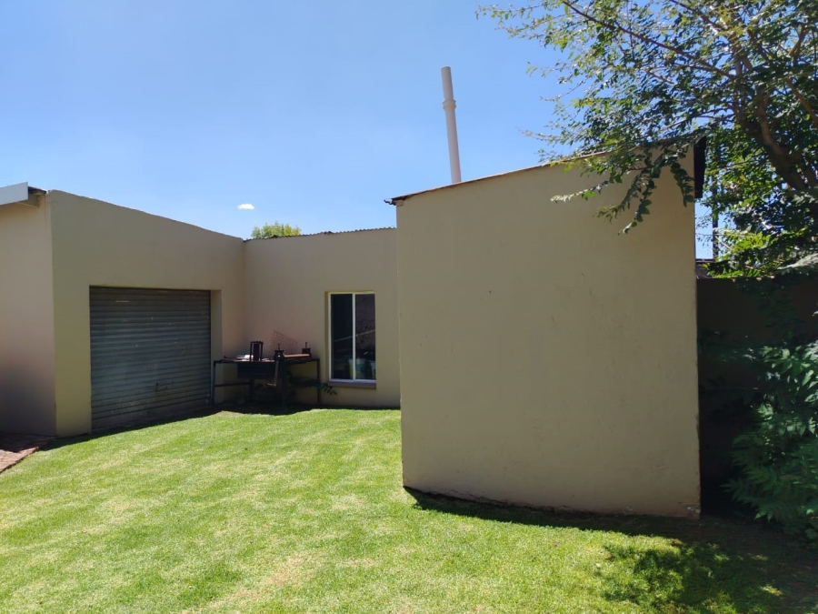 3 Bedroom Property for Sale in Brakpan Central Gauteng